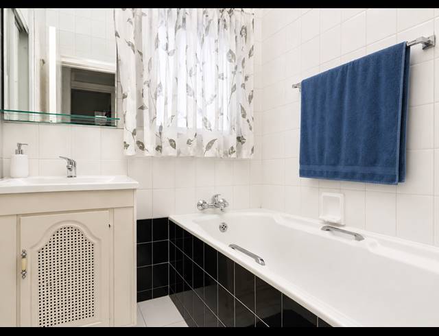 4 BEDROOM FREEHOLD FOR SALE IN BERARIO